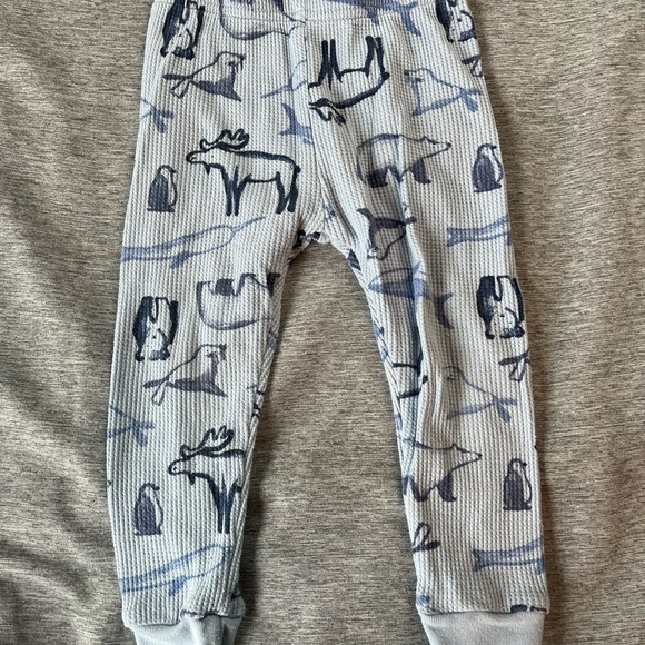Carters arctic animals thermal pj set - Picture 4 of 5